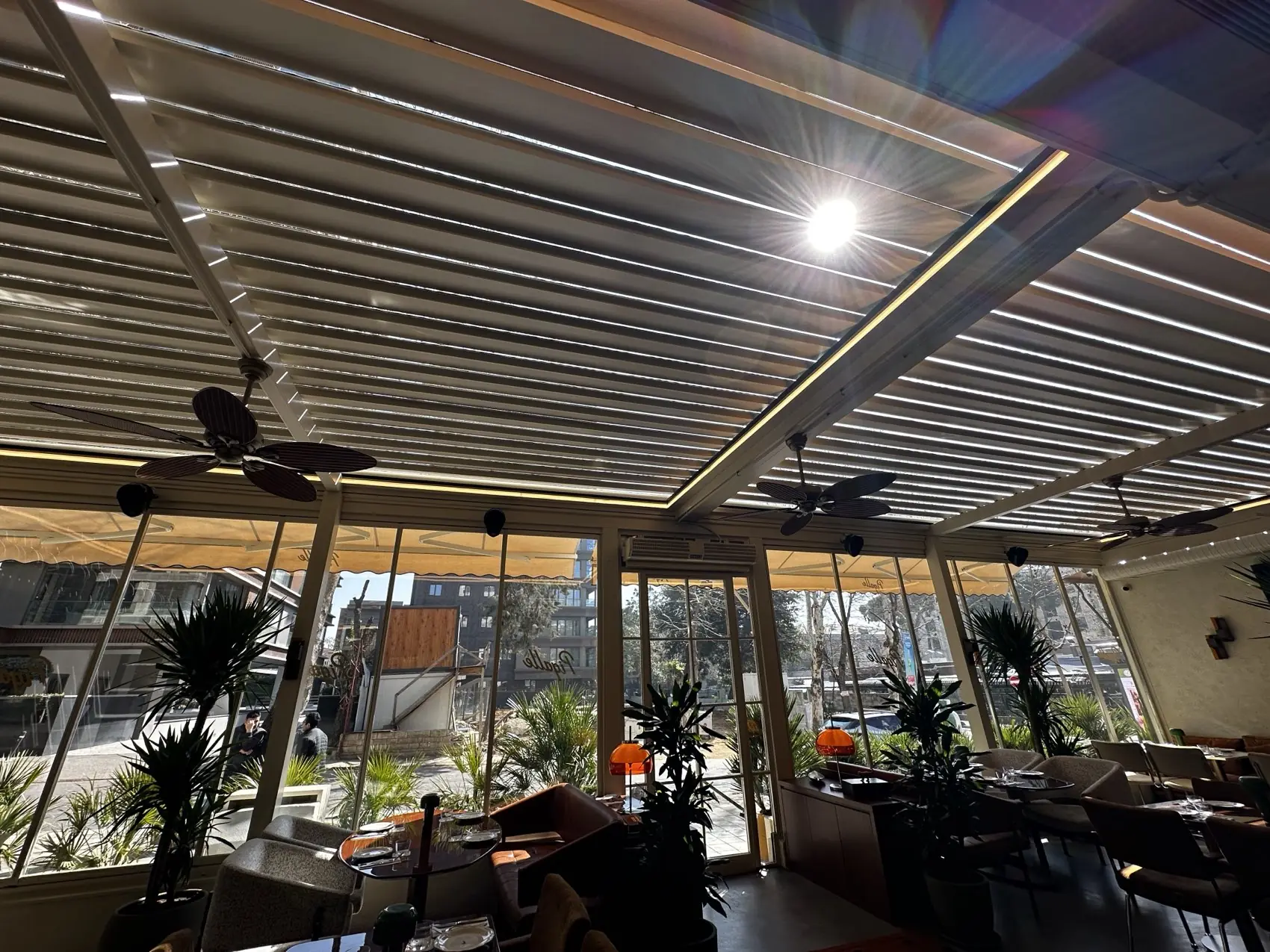 Pergola Tavan